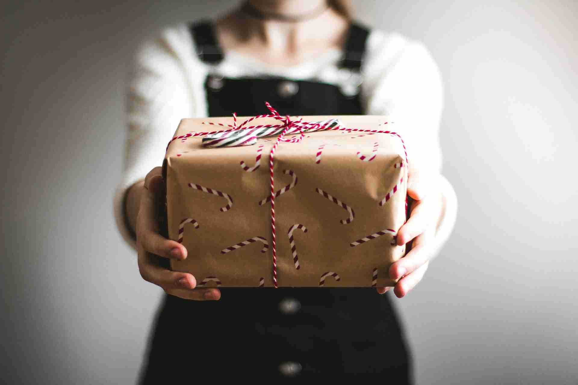 Professional Gift Presentation