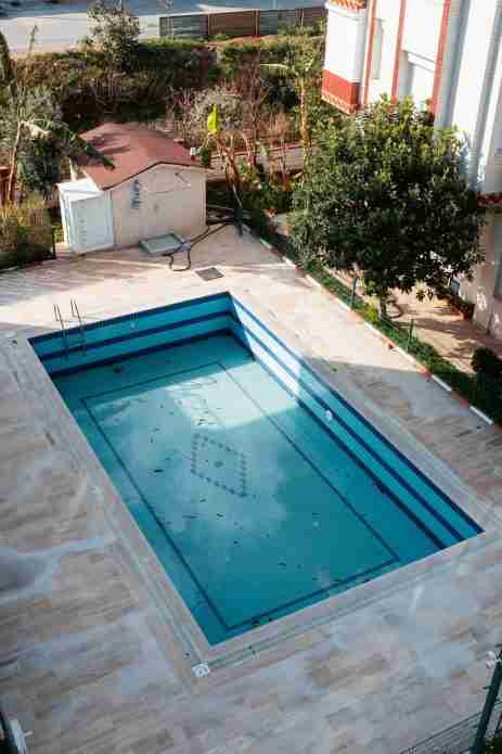 Fiberglass pool, pool installation